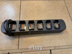 Motorola RDU4100 RU4100BKN9BA 10CH UHF Two-Way Radio with Battery