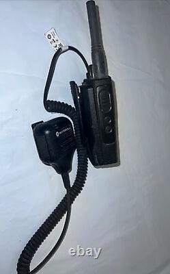 Motorola RDU4100 RU411BKN9BA Two Way Radio Same As Pictures