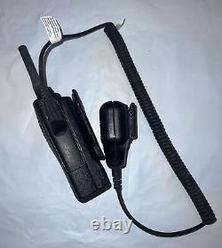 Motorola RDU4100 RU411BKN9BA Two Way Radio Same As Pictures