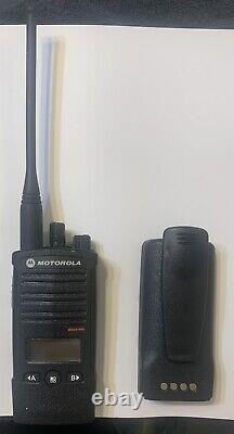 Motorola RDU4160D 16-Ch Two-Way Radio RU4160BKN9BA with Battery
