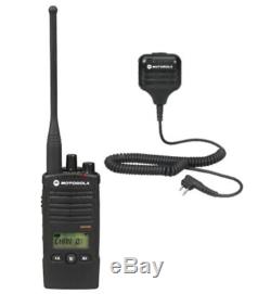 Motorola RDU4160D UHF Two Way Radio Walkie Talkie with Speaker Mic