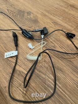 Motorola RDU4160d RDX UHF Business Two-Way Radio Handheld Kit Charger Earpiece