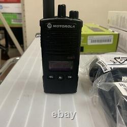 Motorola RDU4163D Two-Way Radio for Business 16-Channel UHF See Condition