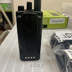 Motorola RDU4163D Two-Way Radio for Business 16-Channel UHF See Condition