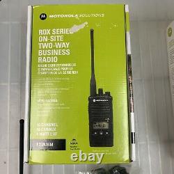 Motorola RDU4163D Two-Way Radio for Business 16-Channel UHF See Condition