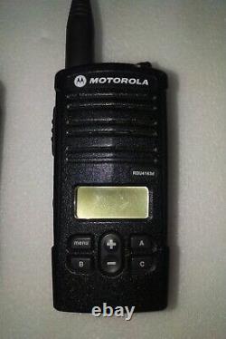 Motorola RDU4163d Handheld UHF Portable Two Way Radio Used with Free Shipping