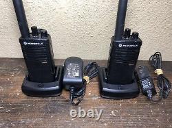 Motorola RDV5100 10-Channel VHF Two-Way Radio Water Resistant 2 Radios -3