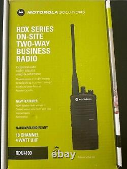 Motorola RDX RDU4100 10-Channel UHF Water-Resistant Two Way Radio NEW