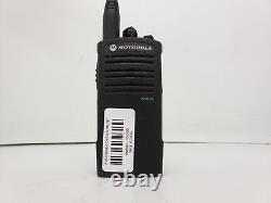 Motorola RDX RDU4100 Two Way Radio WithCharger + Battery (Missing Side Button)