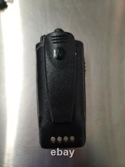 Motorola RDX RDU4100 Two Way Radio With OEM Battery & Charger