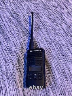 Motorola RDX RDU4160d UHF Two Way Radio with Display USED