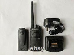 Motorola RDX RDV2020 VHF Business Two-way radio. 2 Watts / 2 channels