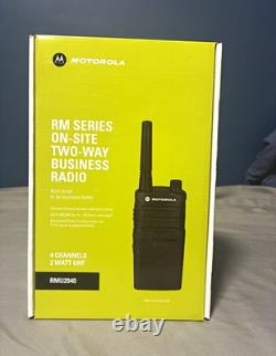 Motorola RMU2040 UHF Business Two-Way Radio Handheld 4 Channel 2W