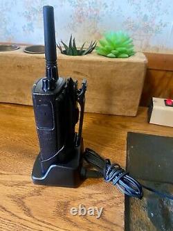 Motorola RMU2080 On-Site 8 Channel UHF Rugged Two-Way Business Radio