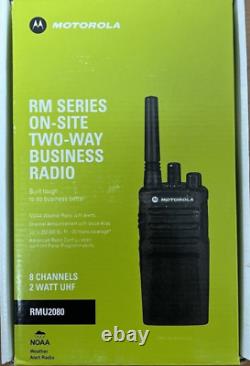 Motorola RMU2080 UHF 8-Channel Two-Way Radio Black