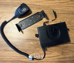 Motorola Radius CM200 UHF 438-470Mhz 40W 4Ch Analog Mobile Radio AAM50RPC9AA1AN