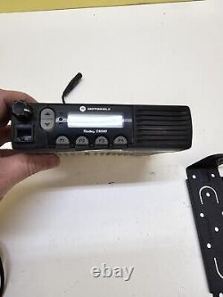 Motorola Radius CM300 146-174 MHz 25w VHF Two Way Radio W Mic AAM50KNF9AA1AN