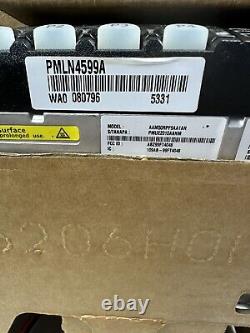 Motorola Radius CM300 438-470 MHz UHF 40 W Two Way Radio AAM50RPF9AA1AN