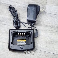 Motorola Radius CP110 2W 2 Channel MURS VHF Two Way Business Radio With2 Batteries