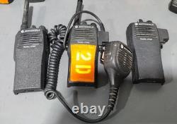 Motorola Radius CP200 UHF 438-470 MHz Portable Two-Way Radio Lot of 11 Untested