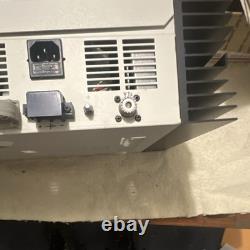 Motorola Radius R100 Two-Way Radio Base Station Unit Repeater (RT) Station