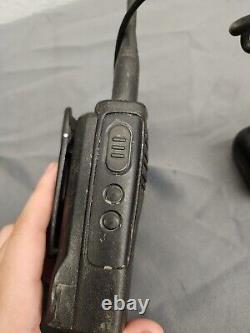 Motorola Rdx Rdu4100 Two Way Radio With Microphone