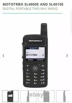 Motorola SL4000 Compact DMR Digital UHF Two Way Radio Walkie Talkie