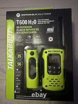 Motorola Solutions T600 35 Miles Waterproof Two-Way Radio Green, 2-Pack