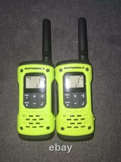 Motorola Solutions T600 35 Miles Waterproof Two-way Radio Green, 2-pack