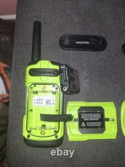 Motorola Solutions T600 35 Miles Waterproof Two-way Radio Green, 2-pack
