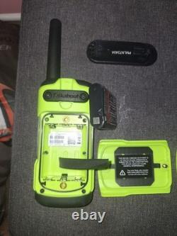 Motorola Solutions T600 35 Miles Waterproof Two-way Radio Green, 2-pack