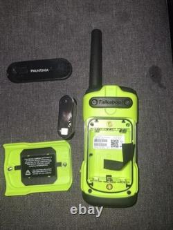 Motorola Solutions T600 35 Miles Waterproof Two-way Radio Green, 2-pack
