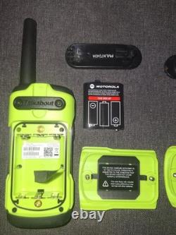 Motorola Solutions T600 35 Miles Waterproof Two-way Radio Green, 2-pack