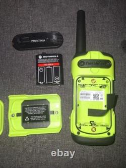 Motorola Solutions T600 35 Miles Waterproof Two-way Radio Green, 2-pack