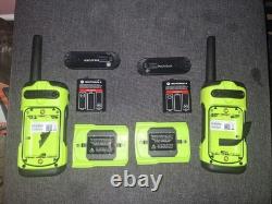 Motorola Solutions T600 35 Miles Waterproof Two-way Radio Green, 2-pack