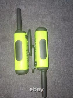 Motorola Solutions T600 35 Miles Waterproof Two-way Radio Green, 2-pack