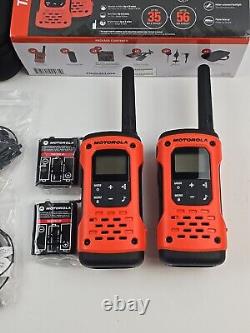 Motorola T605 H2O Two-Way Radios 22 Channel, 35 Mile 2 radios