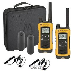 Motorola Talkabout T402 Two-Way Radio with Earbud PTT Mics & Case