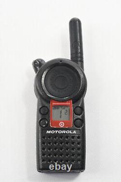 Motorola Two-Way Radio Walkie RLA1001F withBattery