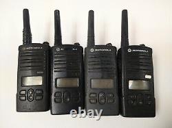 Motorola Two-way Radios With Microphones And Chargers (set Of 4)