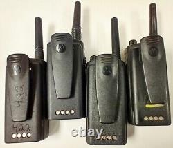 Motorola Two-way Radios With Microphones And Chargers (set Of 4)