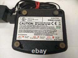 Motorola Two-way Radios With Microphones And Chargers (set Of 4)