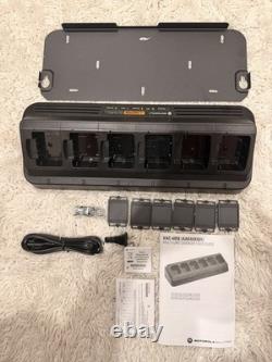 Motorola VAC-6058 Multi-Unit Two-Way Radio Charger AAK4X501 with Cables 2 unidades