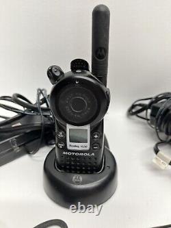 Motorola VL50 UHF Analog Two Way Radio Bundle Tested and Works 2 Radios Headset