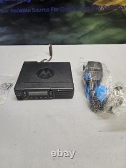 Motorola XPR2500 MOTOTRBO 403-470 MHz UHF 25w Two Way Radio AAM02QNH9JA1AN
