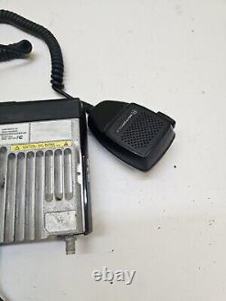 Motorola XPR2500 MOTOTRBO 403-470 MHz UHF Two Way Radio AAM02QNH9JA1AN