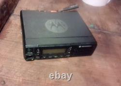 Motorola XPR2500 UHF 403-470 MHz two way radio AAM02QNH9JA1AN. Works Great