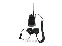 Motorola XPR3300e UHF 403-512MHz Two-Way Radio AAH02RDC9VA1AN with Charger Mic