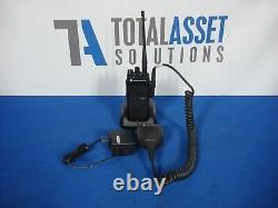 Motorola XPR3300e UHF 403-512MHz Two-Way Radio AAH02RDC9VA1AN with Charger Mic