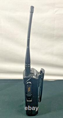 Motorola XPR3300e UHF Two Way Radio Walkie Talkie AAH02RDC9VA1AN With Antenna